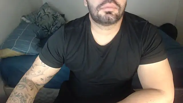 Snapshot of drlluis chatting on February 19, 2026, 2:51 am drlluis online show from February 19, 2026, 2:51 am