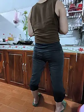 Sweet-Berryy online show from May 31, 2026, 2:57 pm