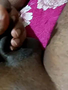 Snapshot of play_bunny19 chatting on February 19, 2026, 7:10 pm play bunny19 online show from February 19, 2026, 7:10 pm