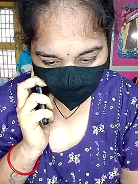 maduri   online show from April 19, 2026, 10:25 am