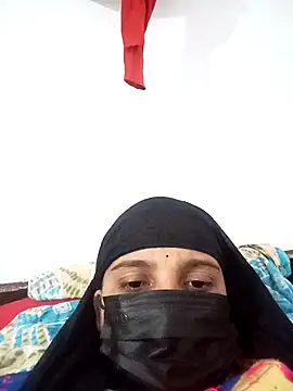 Miya mona online show from January 7, 2026, 2:08 pm