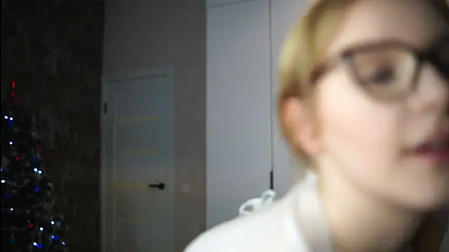 Kristy mysti online show from December 20, 2025, 5:31 pm