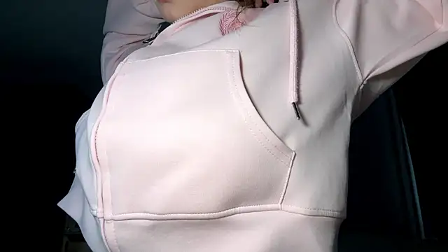 lisa montana online show from December 23, 2025, 8:34 am