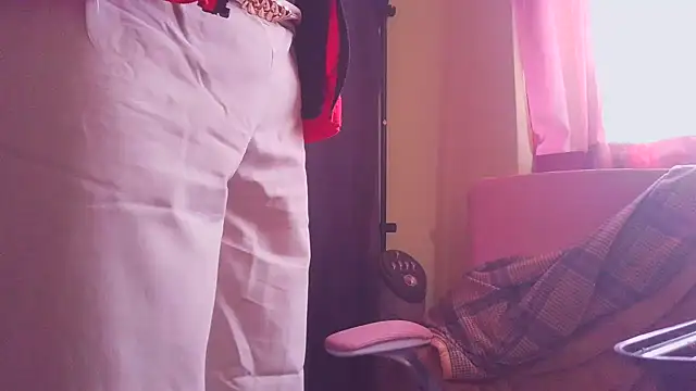 Snapshot of Michaelo666 chatting on February 22, 2026, 8:57 am Michaelo666 online show from February 22, 2026, 8:57 am