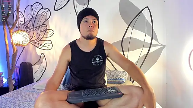 Snapshot of maaxtaylor_ chatting on January 13, 2026, 11:15 am maaxtaylor online show from January 13, 2026, 11:15 am