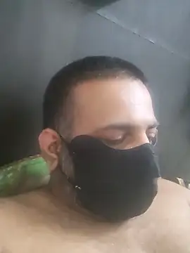 Snapshot of bdsmcoupleindia chatting on February 18, 2026, 10:39 pm bdsmcoupleindia online show from February 18, 2026, 10:39 pm