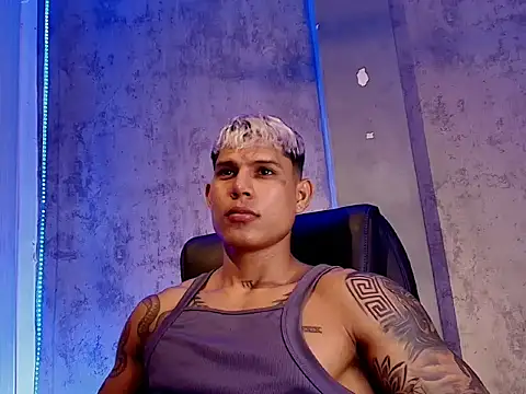 Snapshot of oruz_stud chatting on February 4, 2026, 1:55 am oruz stud online show from February 4, 2026, 1:55 am