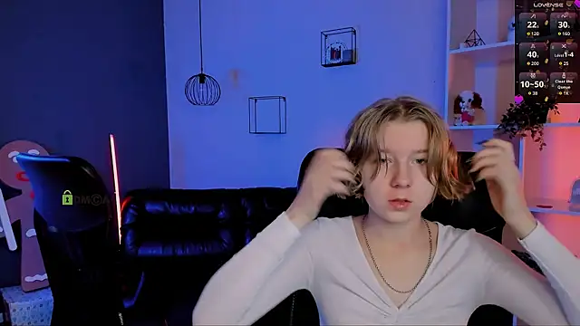 Snapshot of lizzie_boom_ chatting on December 19, 2025, 8:16 pm lizzie boom online show from December 19, 2025, 8:16 pm