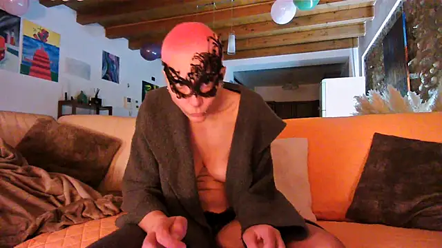 ErotiKat online show from March 3, 2026, 8:59 pm