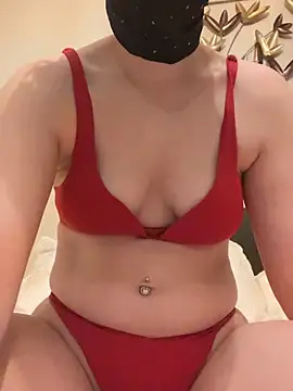 lilith0202 online show from April 2, 2026, 9:34 pm