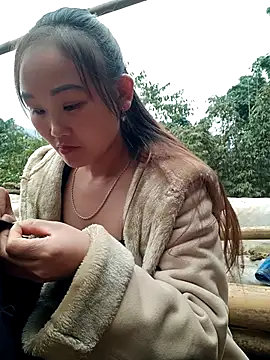 yula-bi online show from January 9, 2026, 2:14 am