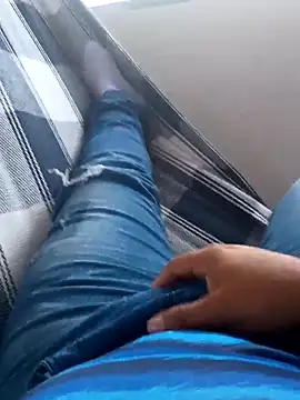 Snapshot of mel-0987 chatting on April 15, 2026, 10:43 pm mel-0987 online show from April 15, 2026, 10:43 pm