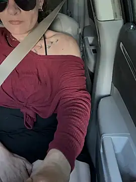 GoddessRae19 online show from April 14, 2026, 12:22 pm