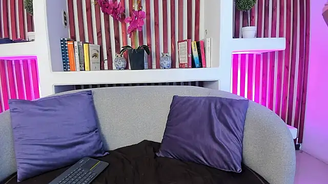 Kaorusweet online show from February 24, 2026, 11:52 am