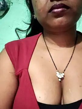 Snapshot of Eashita_01 chatting on January 18, 2026, 10:02 pm Eashita 01 online show from January 18, 2026, 10:02 pm