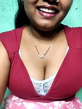 Snapshot of Eashita_01 chatting on February 5, 2026, 10:20 am Eashita 01 online show from February 5, 2026, 10:20 am