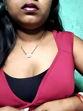 Snapshot of Eashita_01 chatting on February 9, 2026, 7:18 pm Eashita 01 online show from February 9, 2026, 7:18 pm