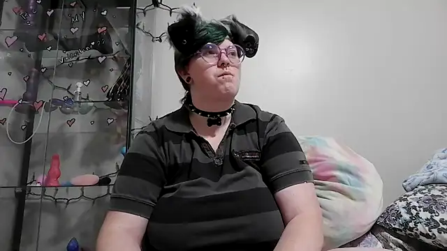 Pupghostt online show from February 27, 2026, 1:33 pm