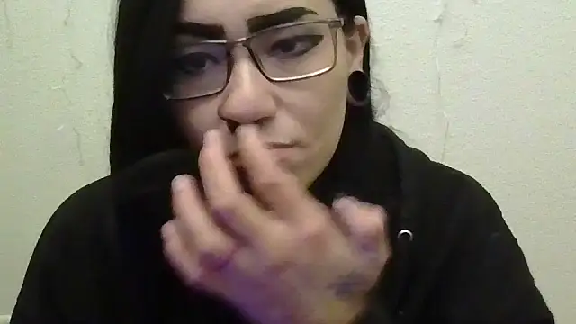 Snapshot of GabbyDaniella chatting on January 7, 2026, 10:01 pm GabbyDaniella online show from January 7, 2026, 10:01 pm