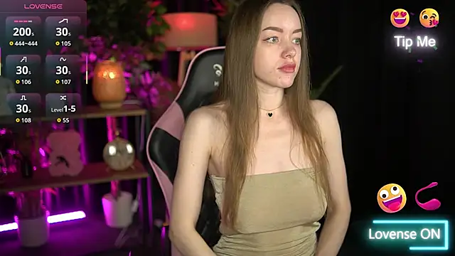 Velouraa online show from January 9, 2026, 3:37 pm