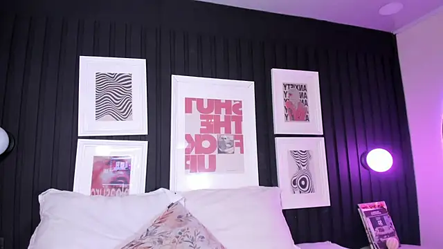 leslie thompson online show from January 14, 2026, 7:52 pm