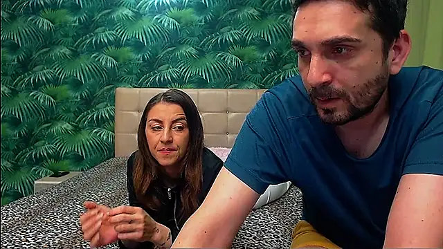 Snapshot of Stella_John chatting on December 11, 2024, 5:10 am Stella John online show from December 11, 2024, 5:10 am