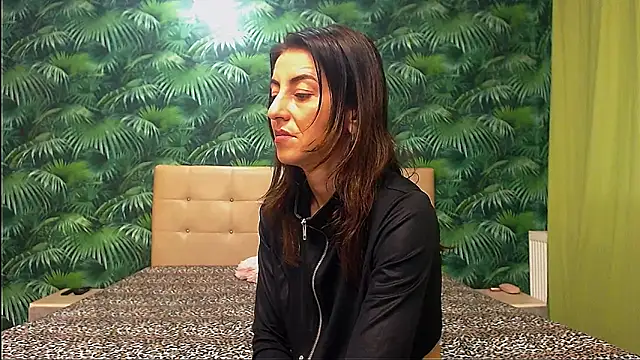 Snapshot of Stella_John chatting on January 3, 2025, 8:54 am Stella John online show from January 3, 2025, 8:54 am