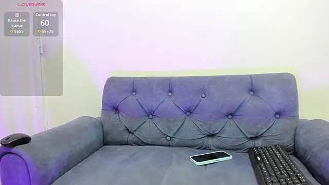 Victor LatinBoy online show from March 26, 2026, 3:45 am