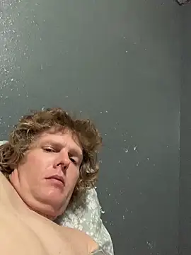 Snapshot of heath82841 chatting on January 15, 2026, 12:21 pm heath82841 online show from January 15, 2026, 12:21 pm