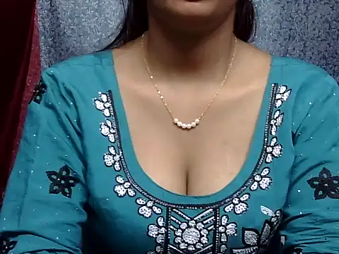 cute Dirty Diva online show from April 4, 2026, 3:31 pm