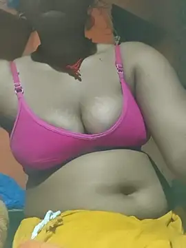 Madhu cute online show from February 21, 2026, 3:57 pm