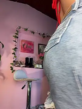  zoe bakerr online show from April 4, 2026, 4:15 pm