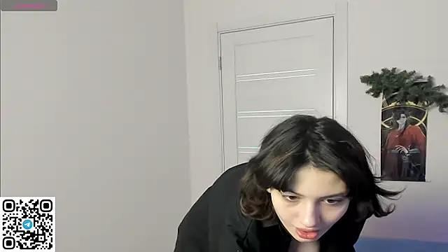 Snapshot of NikaKay chatting on February 10, 2026, 9:02 am NikaKay online show from February 10, 2026, 9:02 am