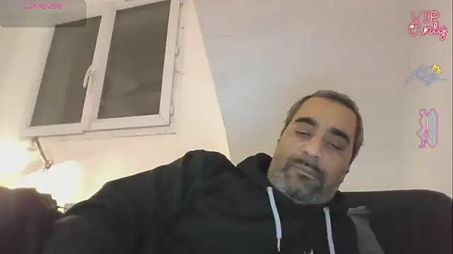 Snapshot of masterskorp chatting on February 2, 2026, 8:29 pm masterskorp online show from February 2, 2026, 8:29 pm