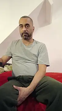 Snapshot of masterskorp chatting on February 17, 2026, 8:37 pm masterskorp online show from February 17, 2026, 8:37 pm