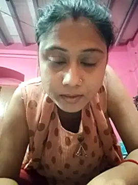 Snapshot of Hooghlypinkivabi chatting on February 2, 2026, 12:59 pm Hooghlypinkivabi online show from February 2, 2026, 12:59 pm