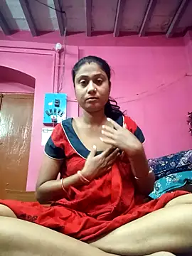 Snapshot of Hooghlypinkivabi chatting on February 3, 2026, 12:54 pm Hooghlypinkivabi online show from February 3, 2026, 12:54 pm