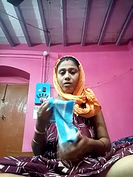 Snapshot of Hooghlypinkivabi chatting on February 4, 2026, 12:44 pm Hooghlypinkivabi online show from February 4, 2026, 12:44 pm