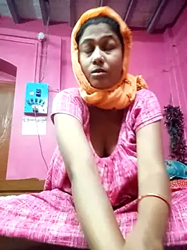 Snapshot of Hooghlypinkivabi chatting on February 6, 2026, 12:52 pm Hooghlypinkivabi online show from February 6, 2026, 12:52 pm