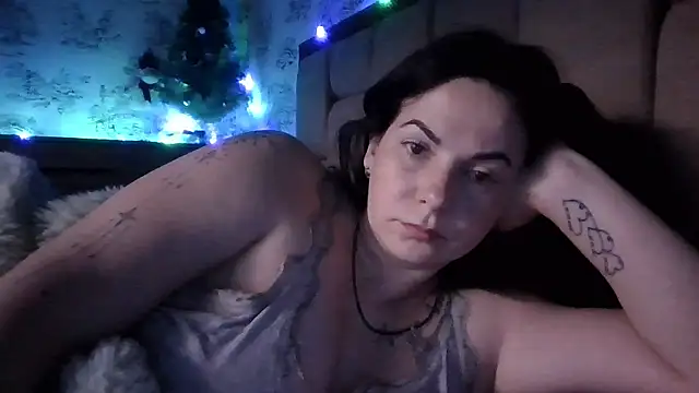 Snapshot of SKYNate chatting on January 10, 2026, 6:48 am SKYNate online show from January 10, 2026, 6:48 am