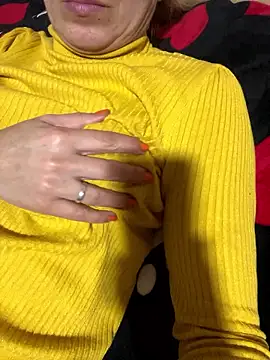 SexyMamiVee online show from January 8, 2026, 12:18 pm