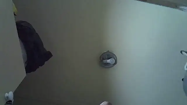 Snapshot of goldenstrips295 chatting on March 13, 2026, 10:27 pm goldenstrips295 online show from March 13, 2026, 10:27 pm