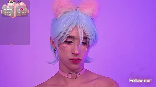 Snapshot of Kitsuneplay_ chatting on February 17, 2026, 8:26 pm Kitsuneplay online show from February 17, 2026, 8:26 pm