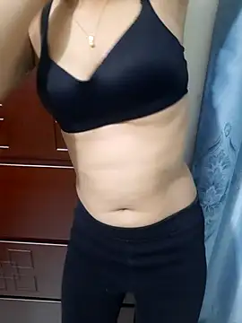 Snapshot of Muniyaislam chatting on February 25, 2026, 3:32 pm Muniyaislam online show from February 25, 2026, 3:32 pm