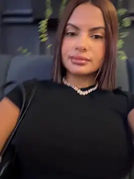 Snapshot of Irina_Velvett chatting on May 22, 2026, 10:59 pm Irina Velvett online show from May 22, 2026, 10:59 pm