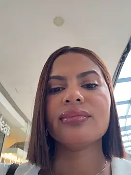 Snapshot of Irina_Velvett chatting on May 23, 2026, 2:43 pm Irina Velvett online show from May 23, 2026, 2:43 pm