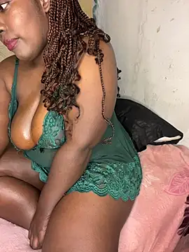 CynthiaRamos online show from January 9, 2026, 4:15 am