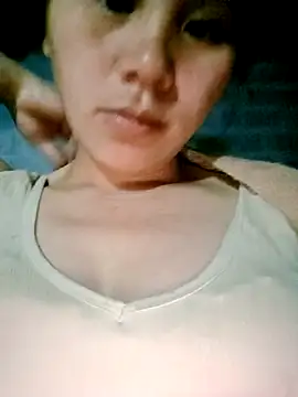 Snapshot of DIANAKUTE chatting on February 6, 2026, 2:20 pm DIANAKUTE online show from February 6, 2026, 2:20 pm