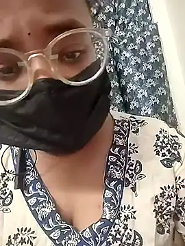 Snapshot of MaggieTelugu-15 chatting on April 4, 2026, 7:28 am MaggieTelugu-15 online show from April 4, 2026, 7:28 am