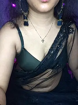 Snapshot of Saumyy chatting on February 25, 2026, 5:22 pm Saumyy online show from February 25, 2026, 5:22 pm